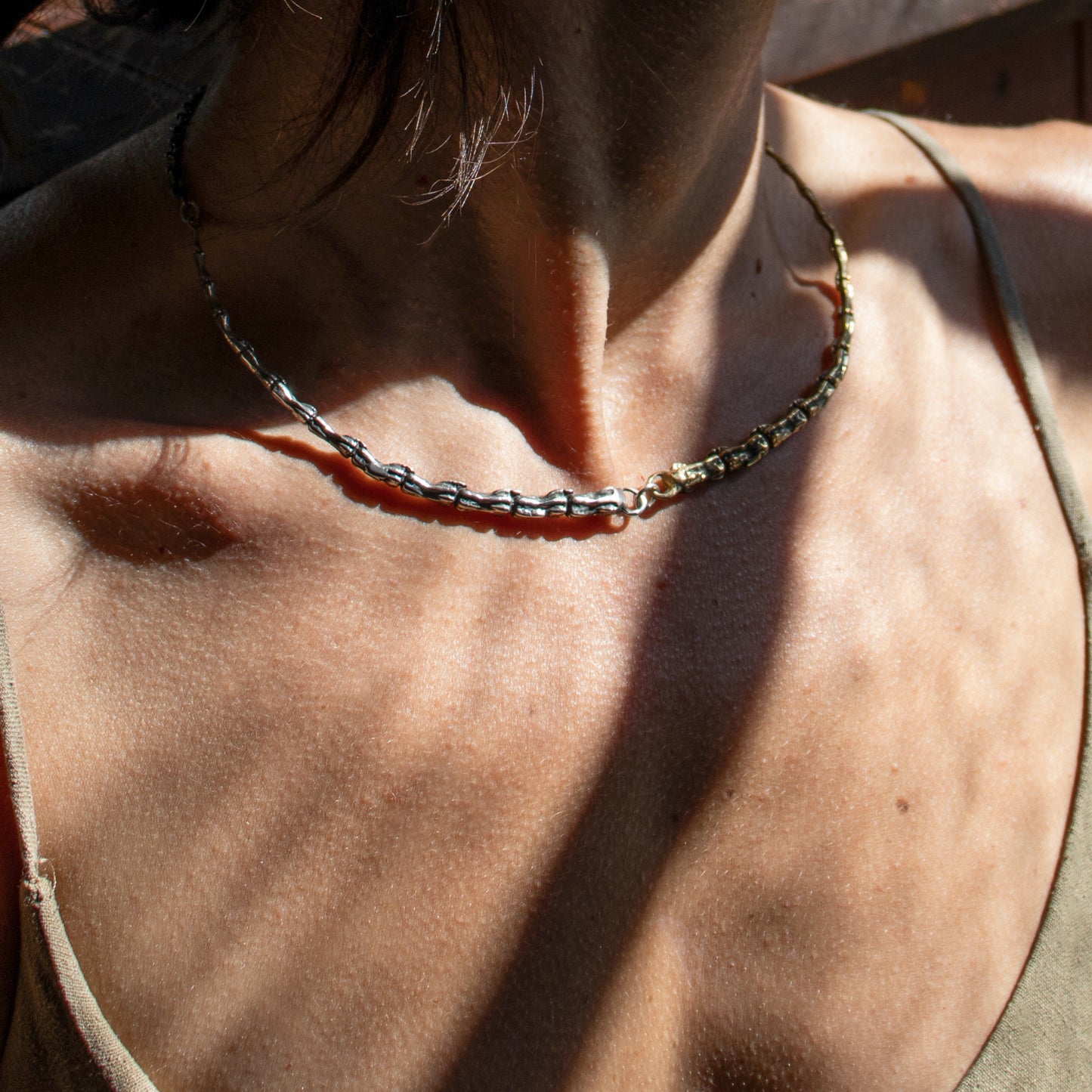 LARGE DOUBLE-SPINE CHOKER