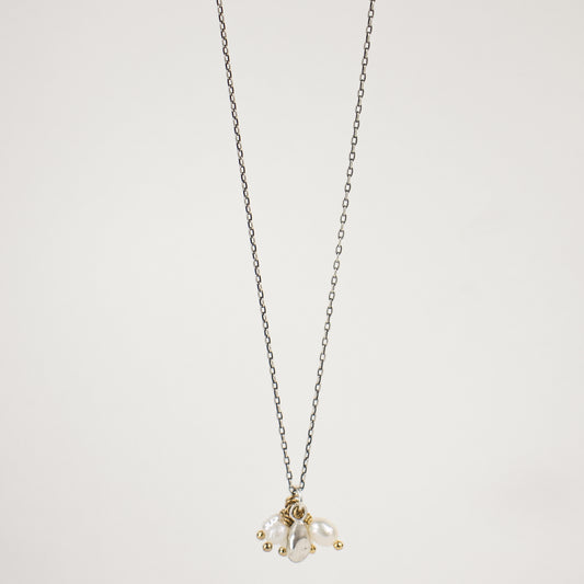 SILVER SEED & PEARL CLUSTER NECKLACE