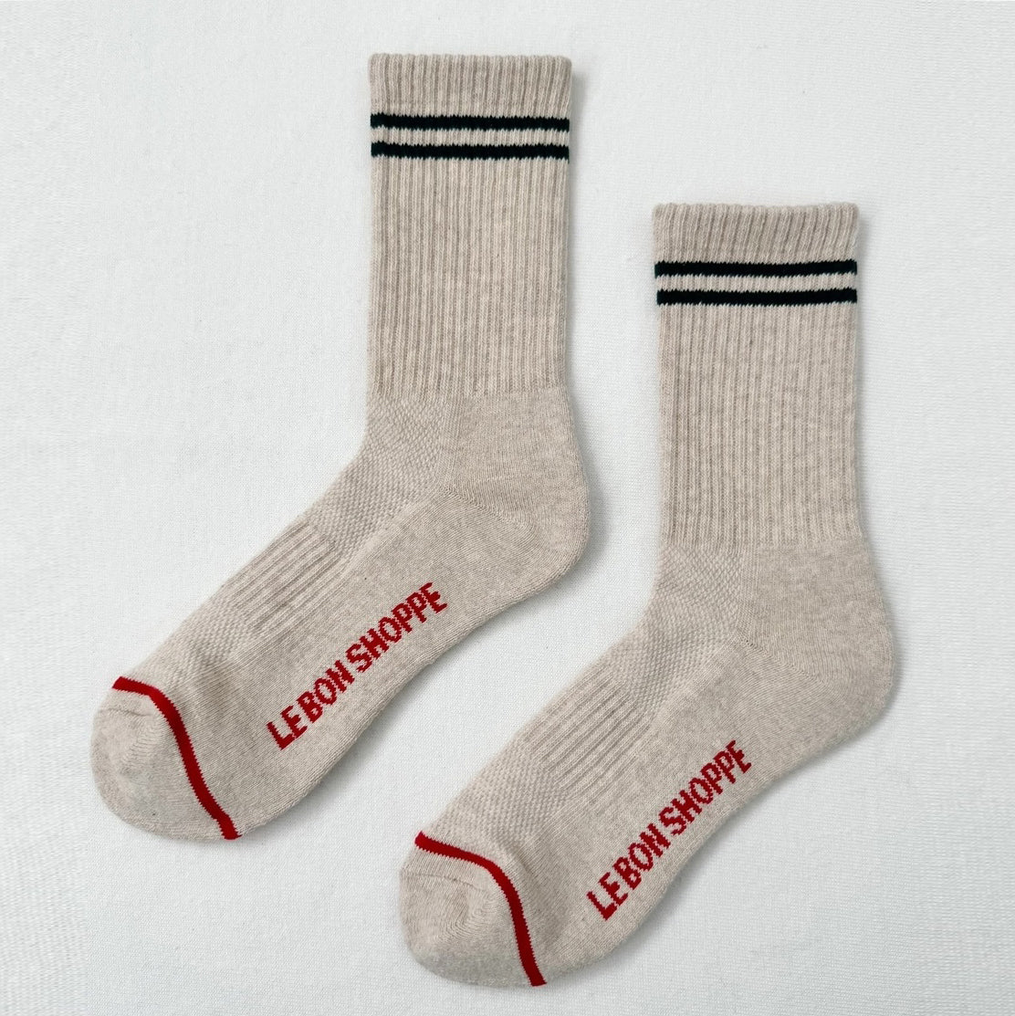 Le Bon Shoppe Boyfriend Socks are an absolute must-have, blending all-day comfort with everyday functionality and a sporty vintage charm. Designed for effortless wear, they pair perfectly with any shoe, making them a go-to staple for any wardrobe. Available in Butter, Vintage Pink, Oatmeal and Cocoa.